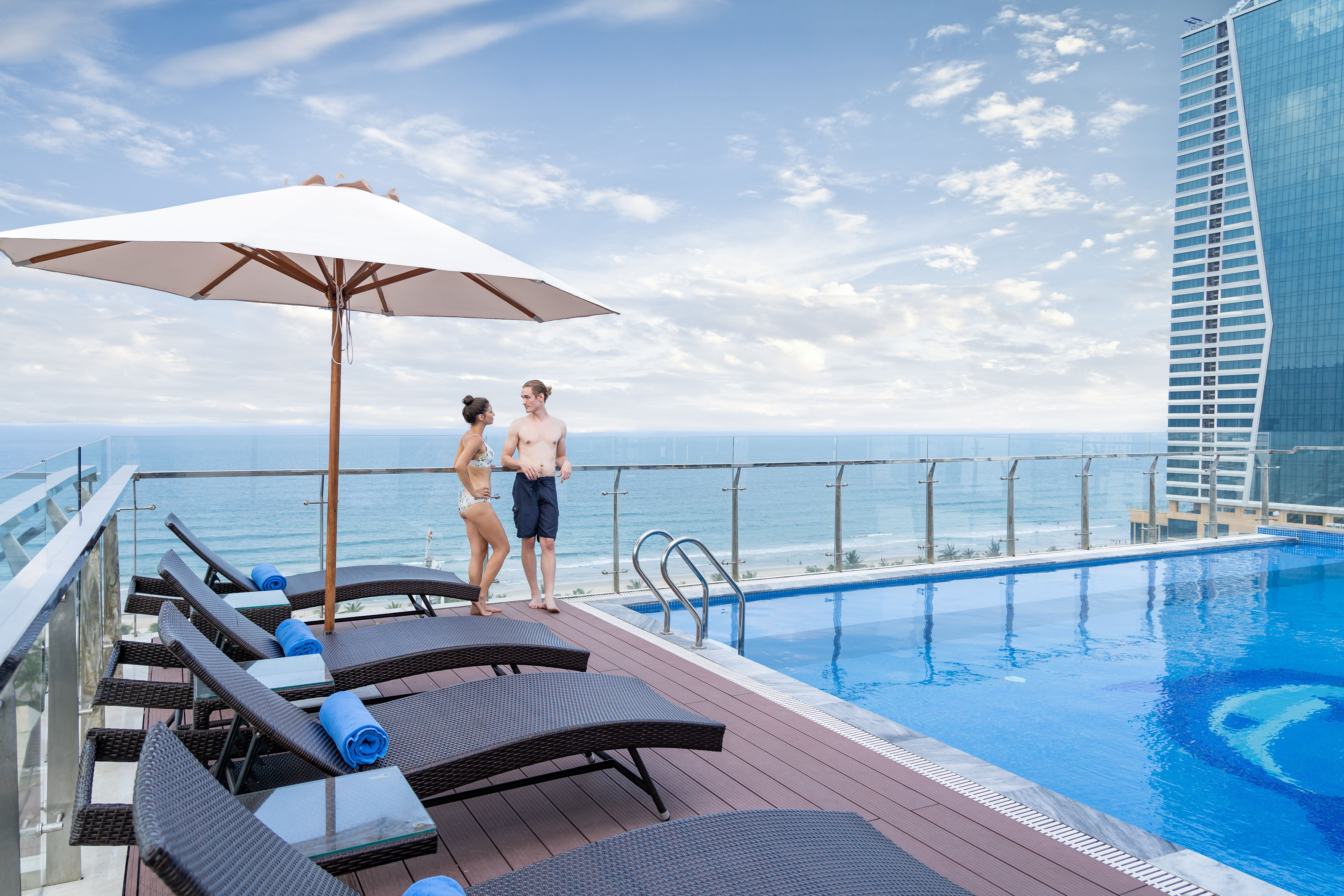 Sunny Ocean hotel Pool